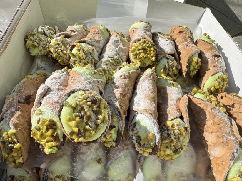 Cannolo mignon - pistácia 1ks