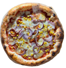 17. CAMPAGNA / pomodoro, mozzarella fior di latte, oravská slanina, klobása, kukurica, cibuľa